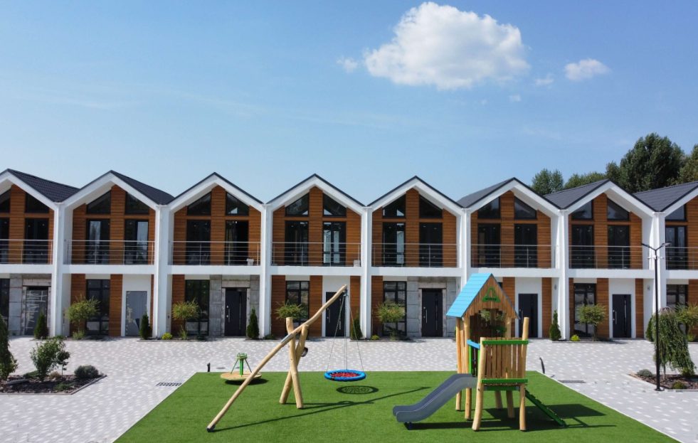 Prydesennya Eco Village